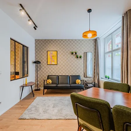 Daire Elegantes City-apartment In Bestlage